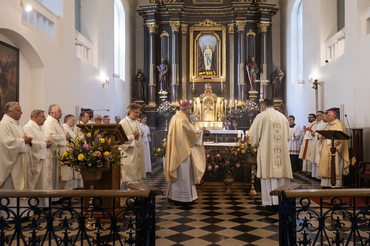Marijampolės bazilikos parapijos foto