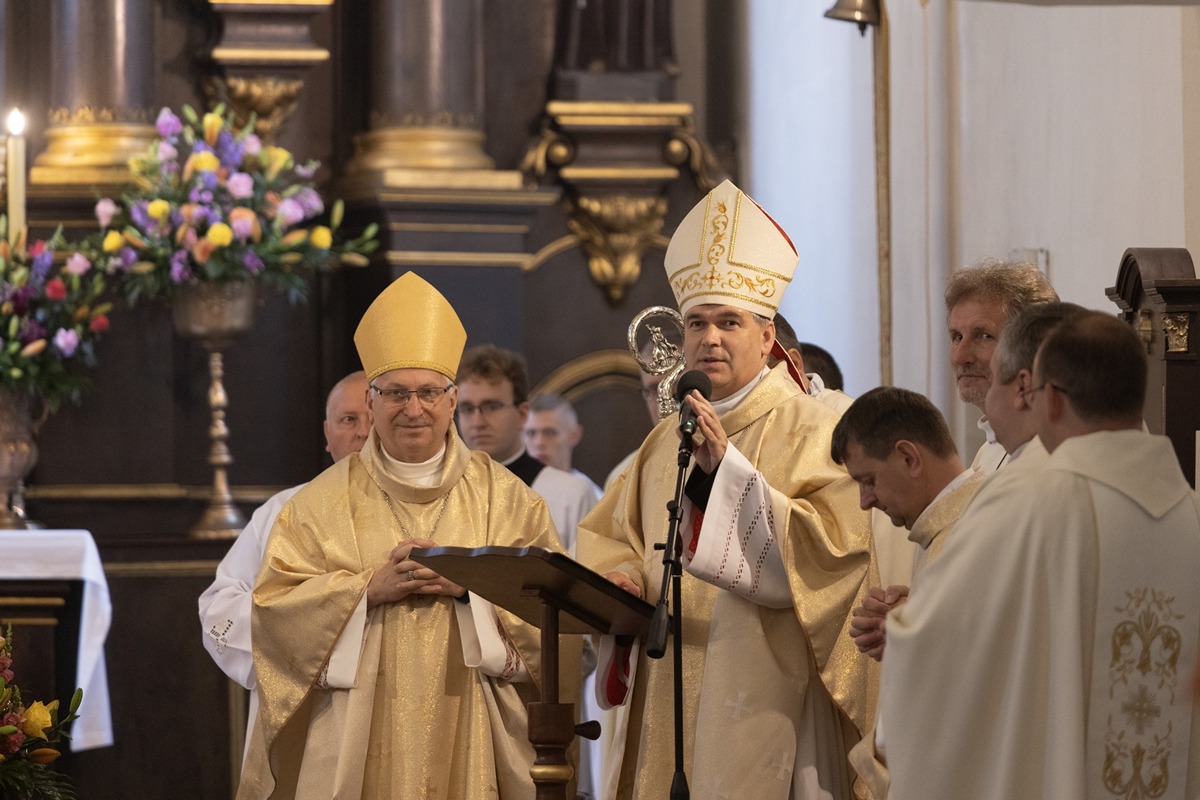 Marijampolės bazilikos parapijos foto