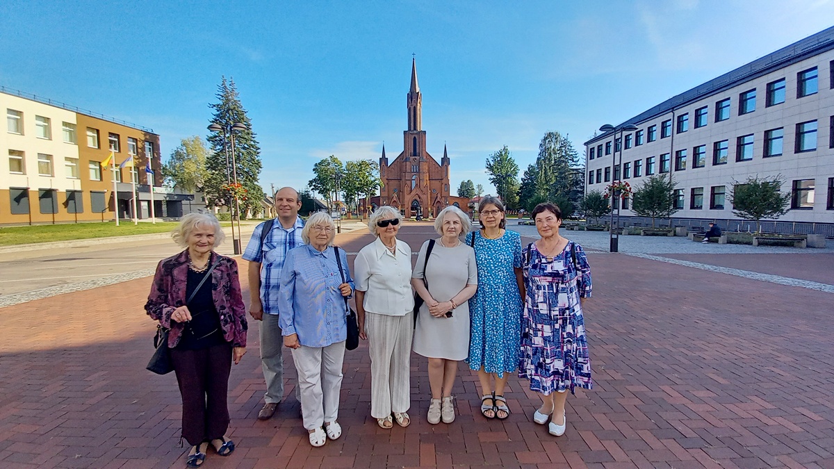 20250921_ks-katedra.jpg (409 KB)