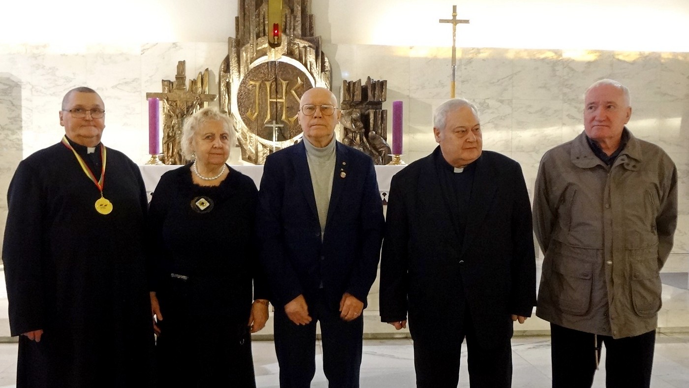 20251130_kvk65_06_b-zeigienes.jpg (232 KB)